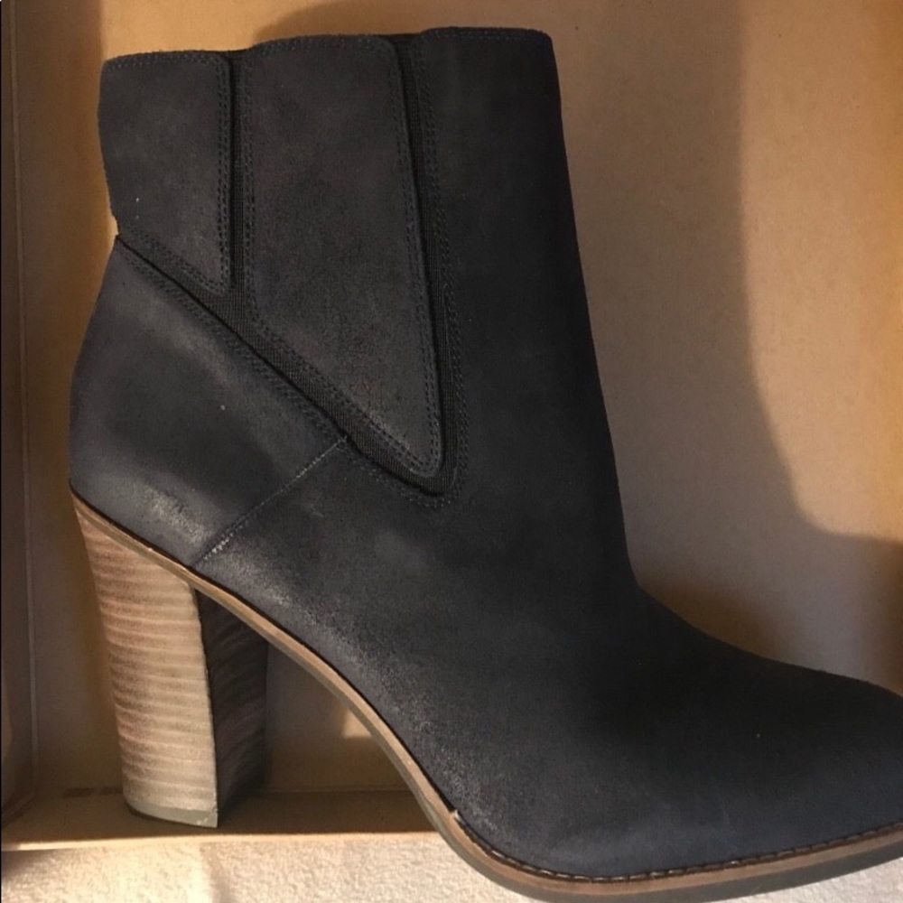 Lucky Brand Moroccan Blue bootie